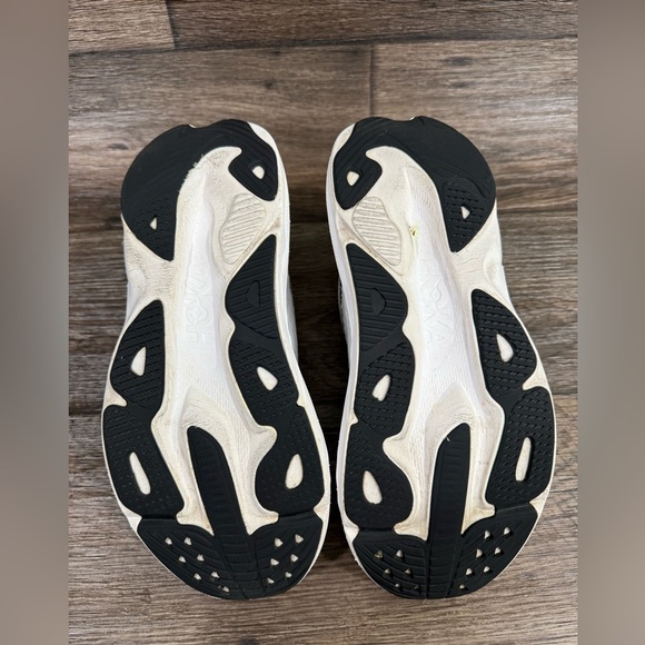 Hoka Skyflow Women’s Athletic Sneakers Sz 8.5 - Picture 10 of 12